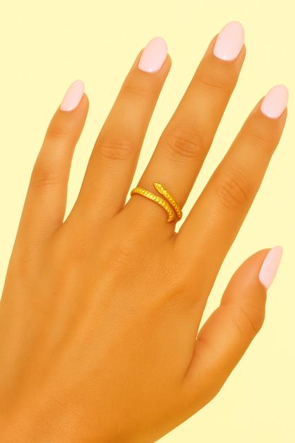 Guldfarvet justerbar ring